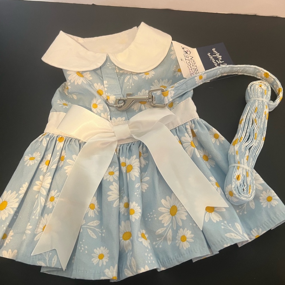 Daisy Print Blue Pet Dress with White Bow